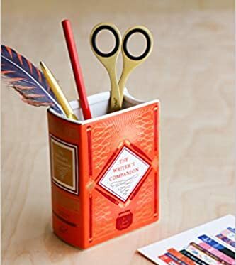 Bibliophile Ceremic Vase 