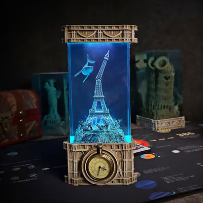 Eiffel Tower Light