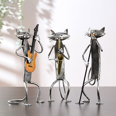 Cat Sculpture