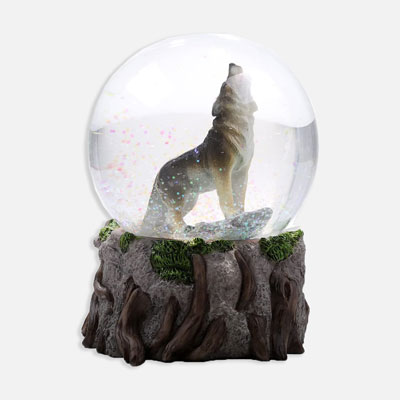 Howling Wolf Snowglobe